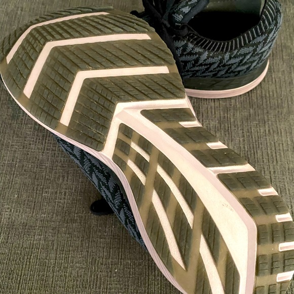 Brooks Running Shoes - Picture 2 of 2